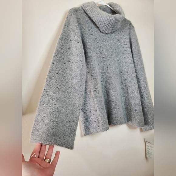 Alexandra Bartlett Petite Angora Rabbit hair Lambs Wool Turtleneck Size PXL - Picture 2 of 12